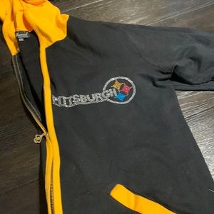 Pittsburgh Steelers zip-up hoodie. Size xxl
